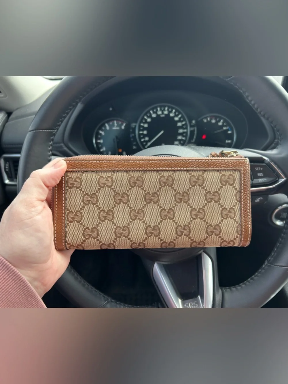 Gucci Tan/Brown Monogram Zip Around Wallet - Picture 4 of 8